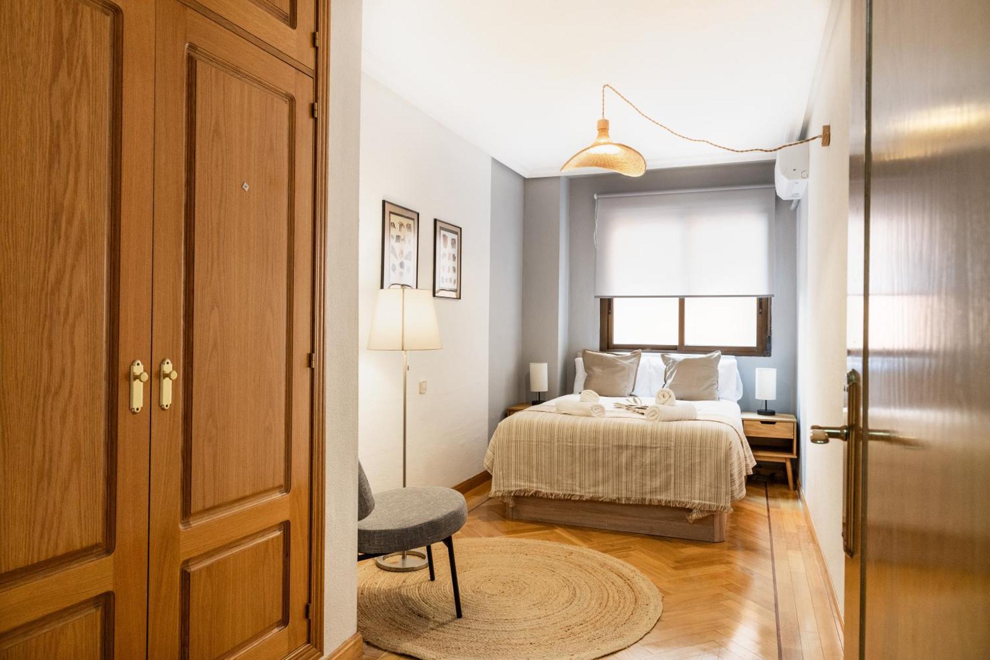 Charming Gran Via Iii Apartment *